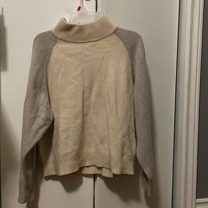 ⭐️Host Pick⭐️ Club Monaco Sweater